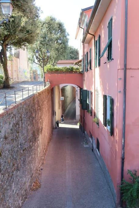 La Casa Di Loris Apartamento Sarzana Exterior foto