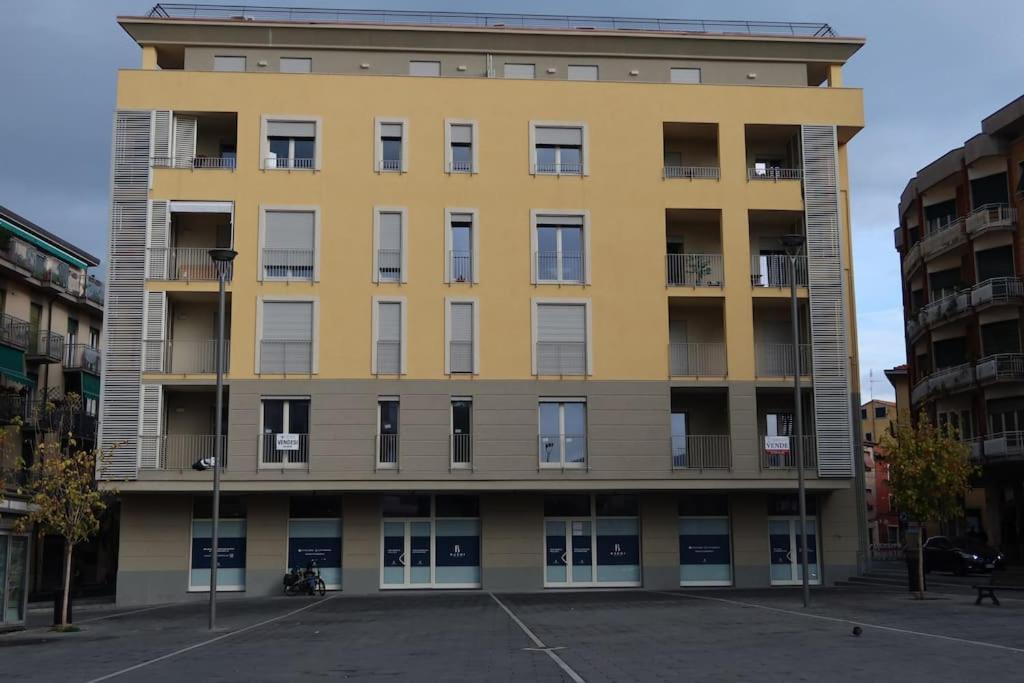 La Casa Di Loris Apartamento Sarzana Exterior foto