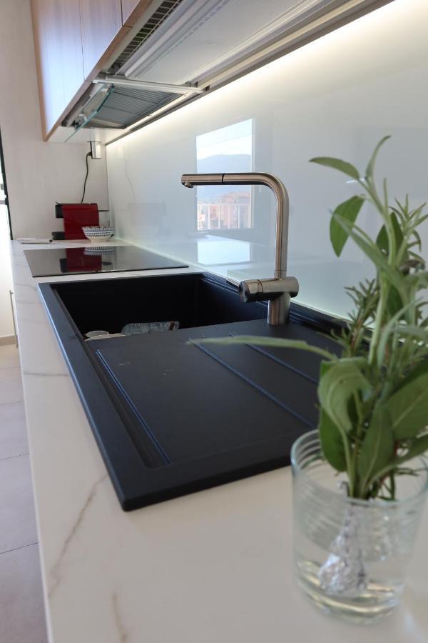 La Casa Di Loris Apartamento Sarzana Exterior foto